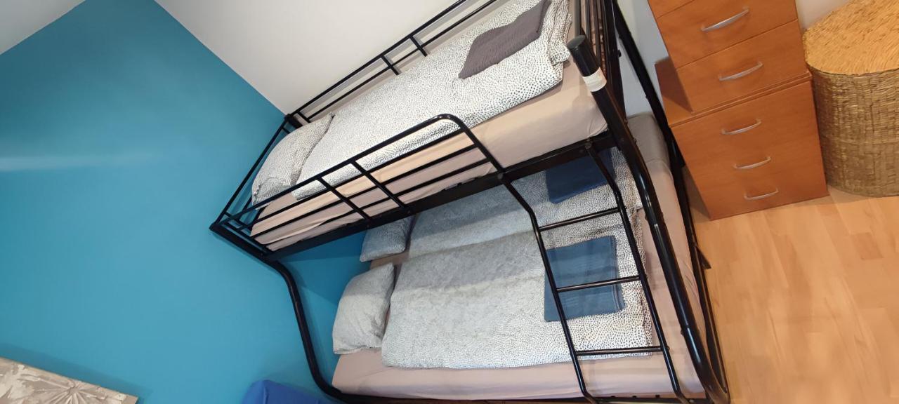 Blue Apartment In City Center, Best Location Bratislava Extérieur photo